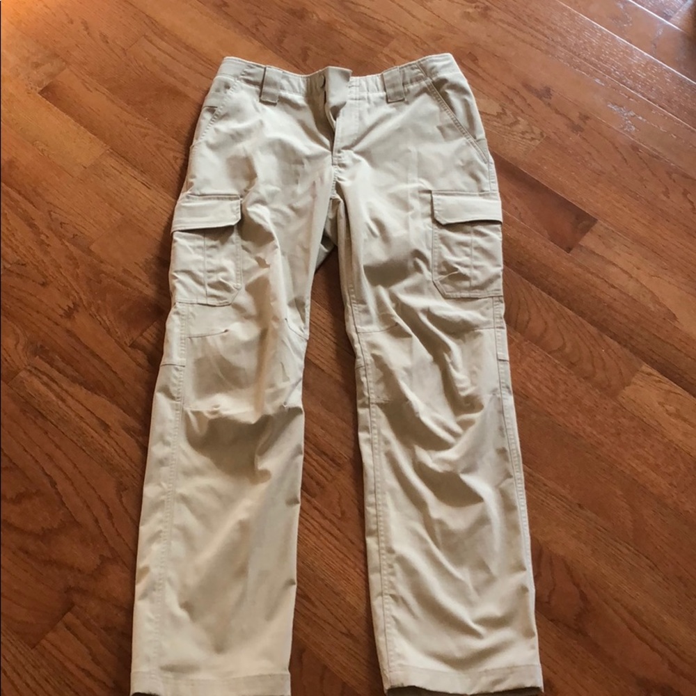 Underarmour cargo hiking/work/outdoors pants